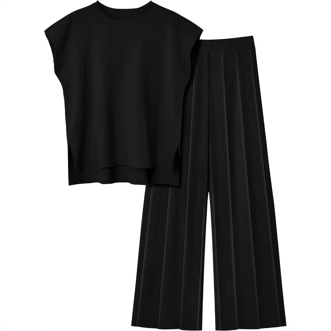 Ladies casual top with wide-cut pants Lune London