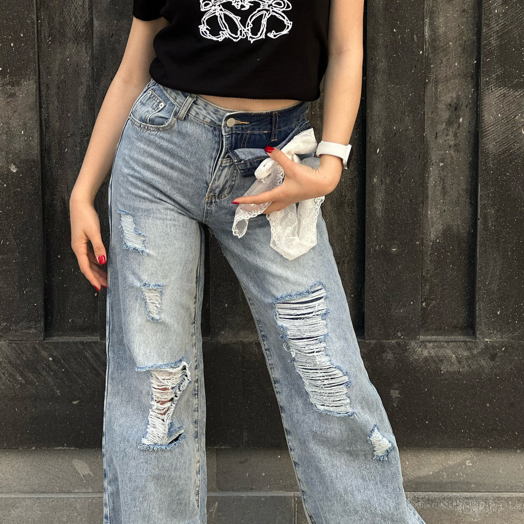 Destroyed jeans for women in relaxed oversized fit Lune London