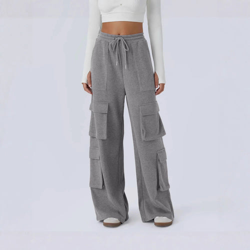 Ladies cargo pants with a wide cut and practical side pockets Lune London
