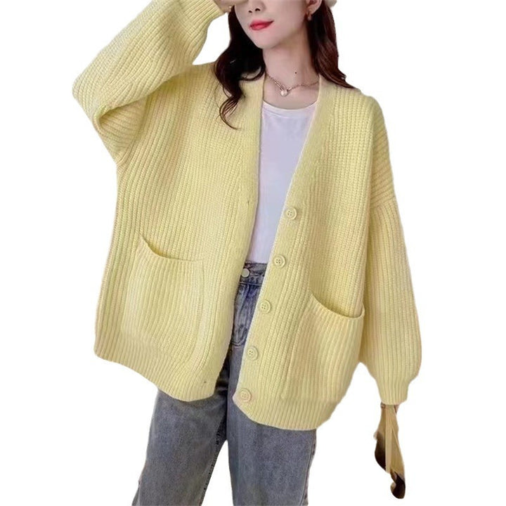Cardigan féminin confortable avec décolleté en V profond et poches pratiques
