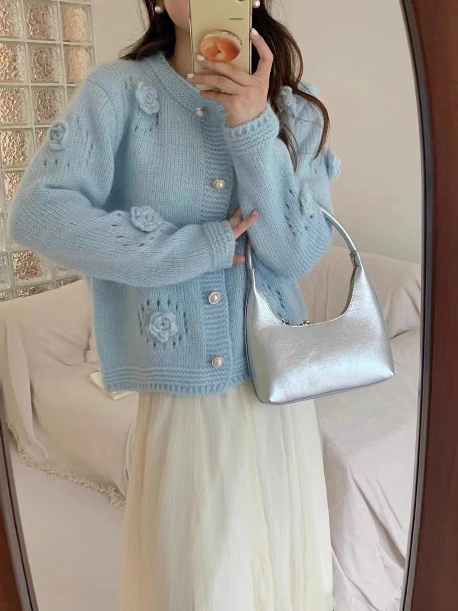 Knitted jacket for women with elegant rose appliqués and button closure Lune London