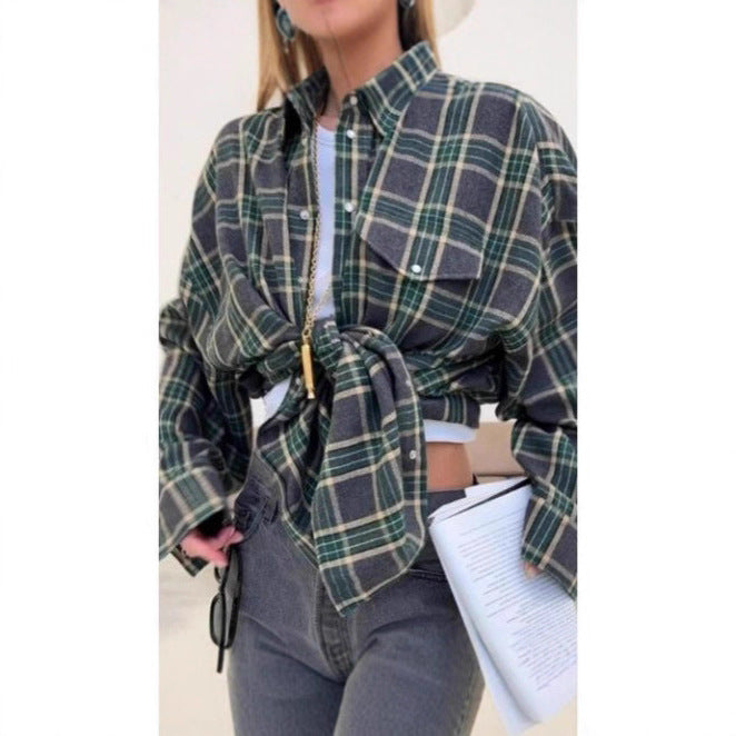 Flannel shirt for women with plaid pattern and relaxed fit Lune London