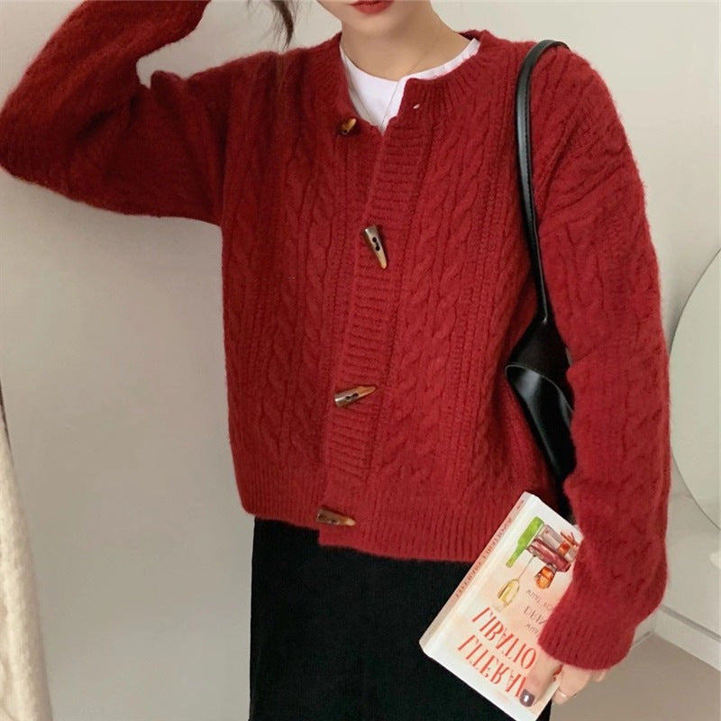 Cardigan pour femmes avec motif en maille torsadée et détails de boutons élégants Chic & Stil