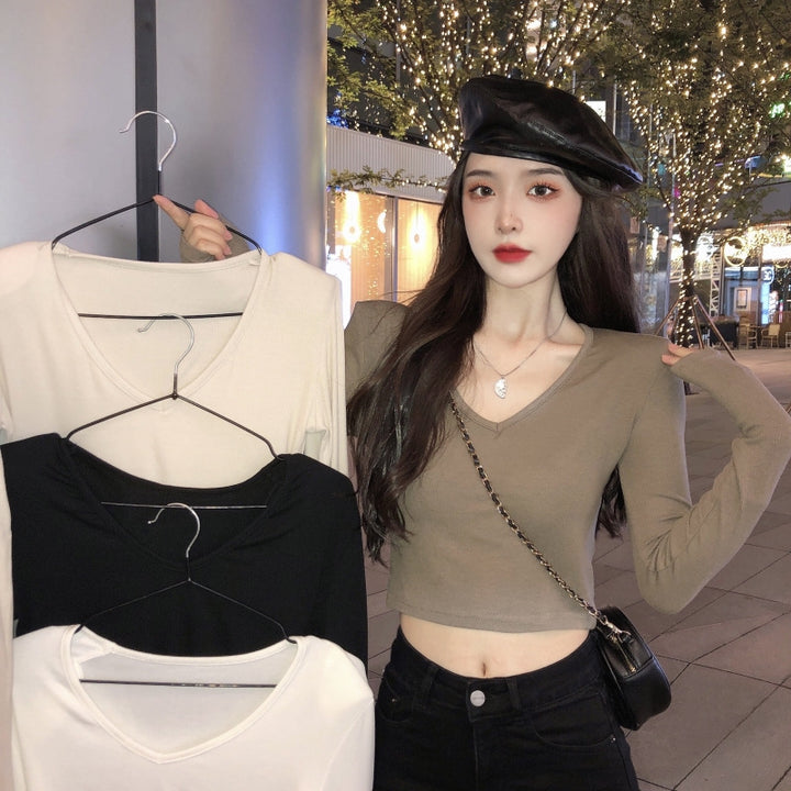 Women Cropped Long Sleeve Shirt with Fashionable V-Neck and Comfortable Materials Lune London