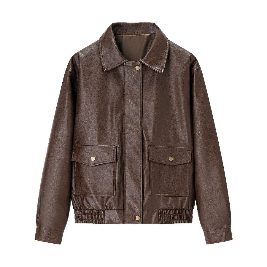 Casual faux leather jacket for women with practical flap pockets and a stylish collar Lune London