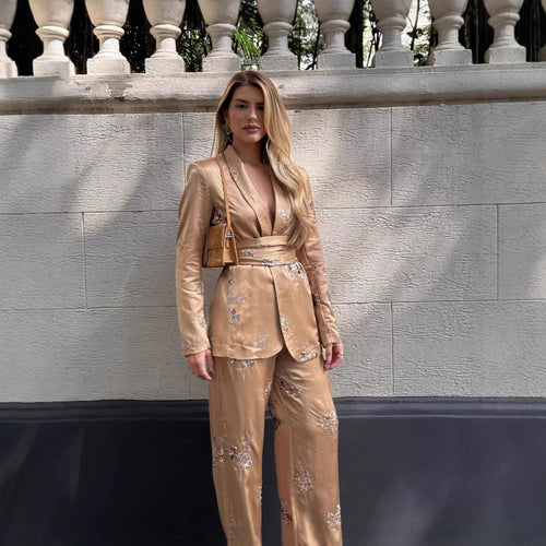 Women's elegant and high-quality suit set with delicate embroidery Lune London