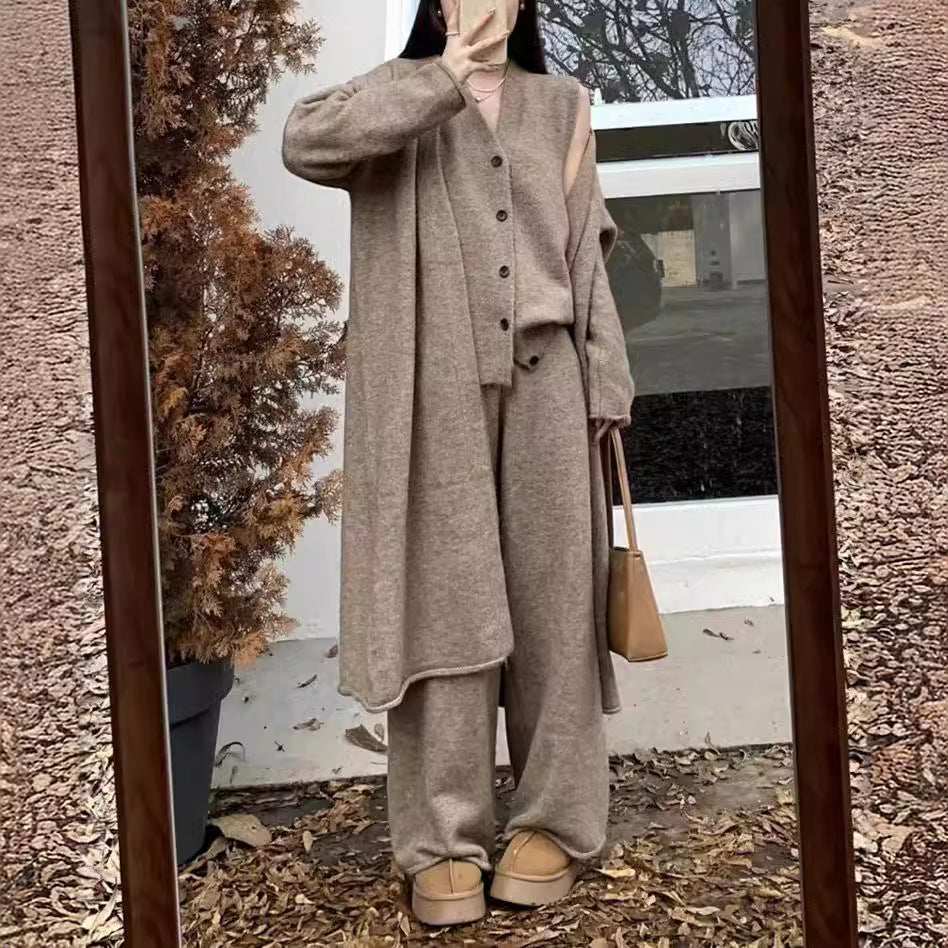 Ensemble en tricot élégant pour femmes avec cardigan long et pantalon large Chic & Stil