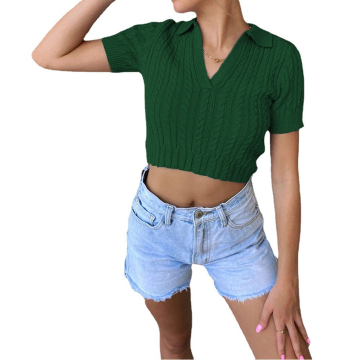 Short sweater with short sleeves for ladies with V-neck and elegant cable structure Lune London