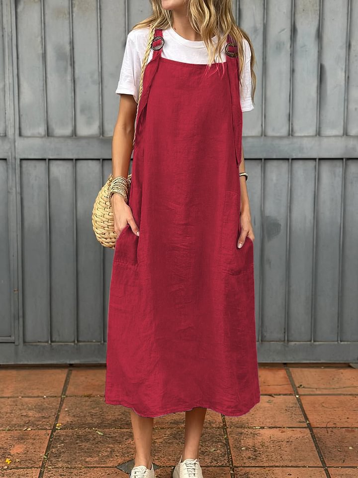 Casual linen dress for women with practical pockets and adjustable straps Lune London