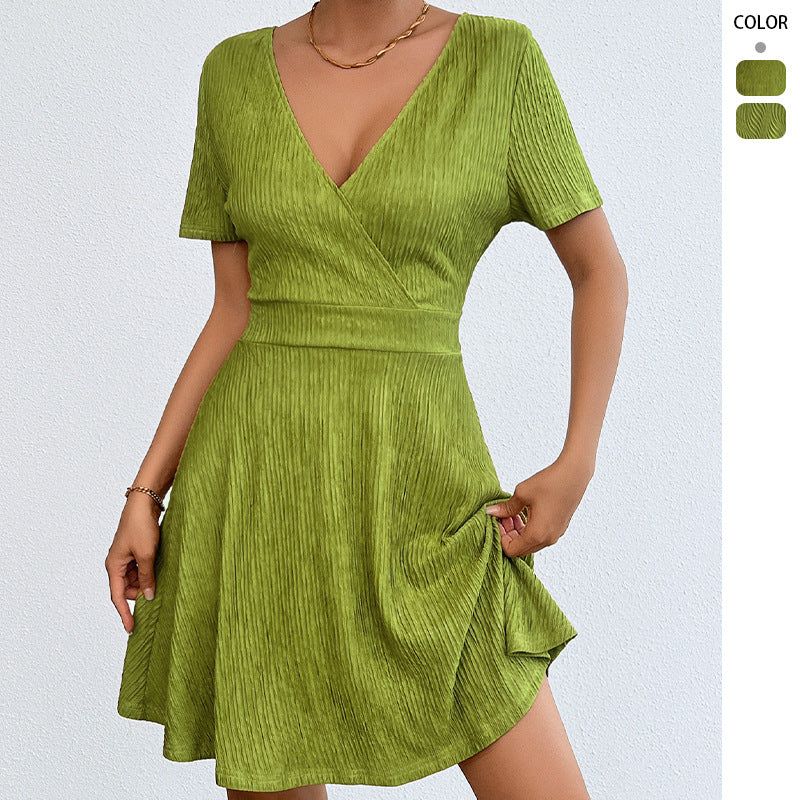 Wrap dress for women with V-neck and fluid fabric Chic & Stil