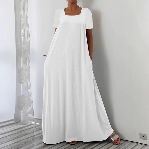 Maxi dress for women with a loose fit and practical pockets Lune London