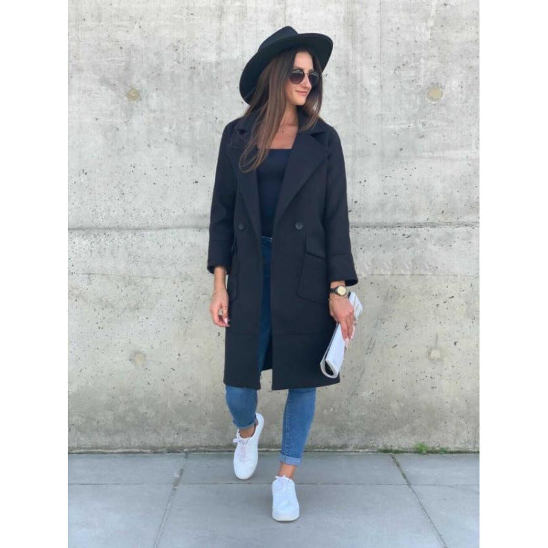 Modern long women's jacket with deep lapels and practical pockets Lune London