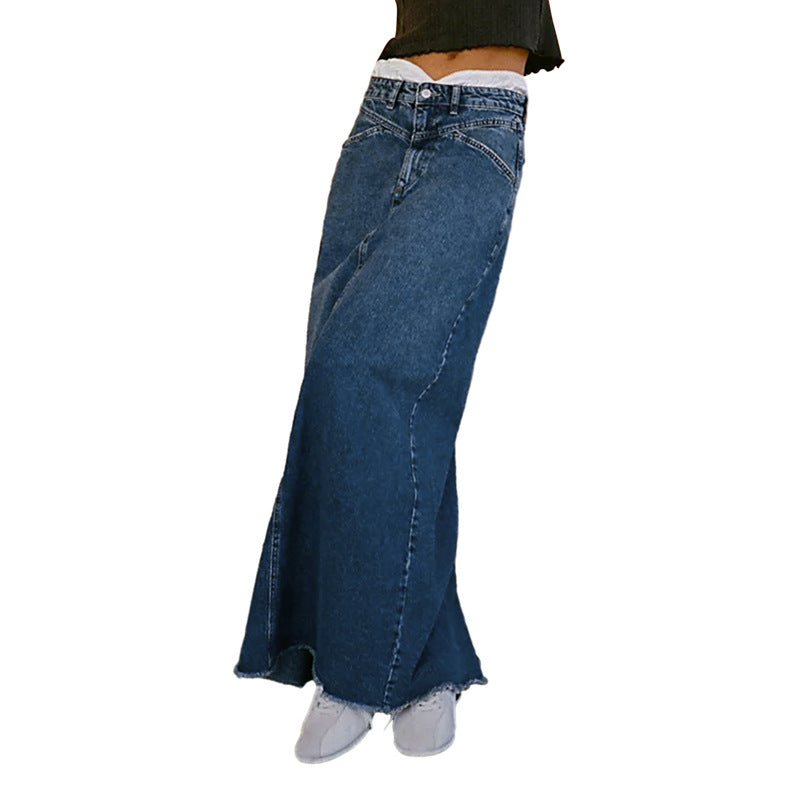 Women's maxiskirt made of black denim with side pockets and casual cut Lune London