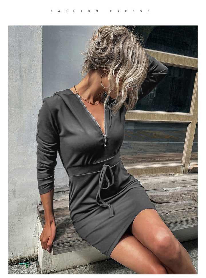 Robe sportive pour femmes avec zip et ceinture ajustable Chic & Stil
