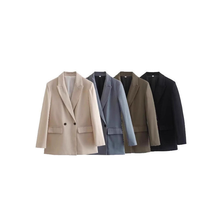 Stylish blazer jacket for women with double-breasted design and wide lapels Lune London
