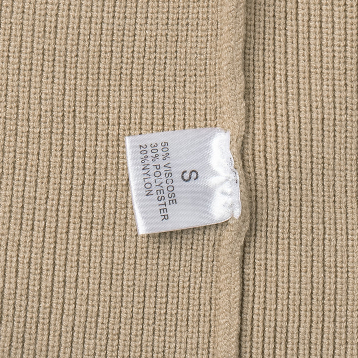 Ensemble en tricot pour femmes avec détails de boutons et coupe élégante Chic & Stil
