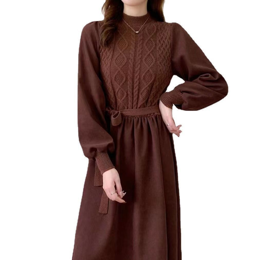 Robe tricotée pour femmes avec des manches volumineuses et un haut structuré Chic & Stil