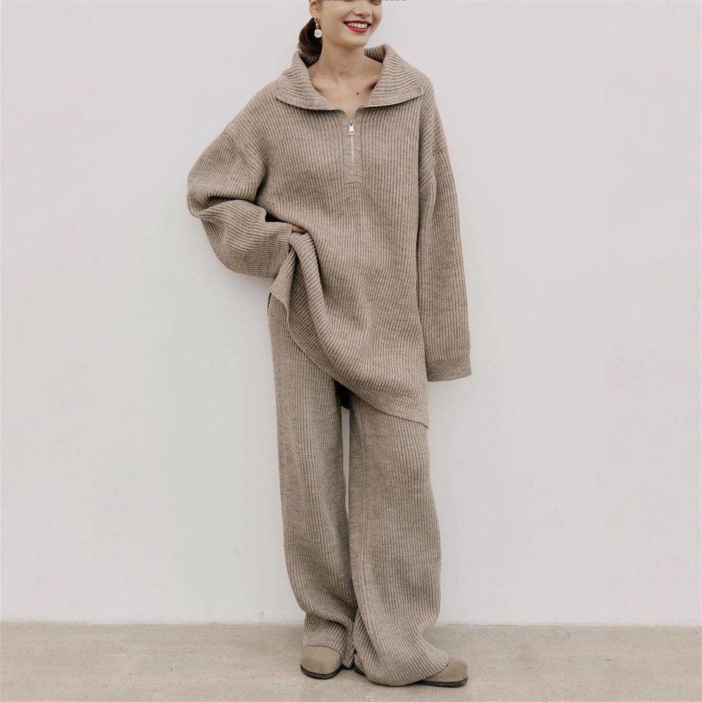 Knitted set for women with high collar and modern zipper Lune London