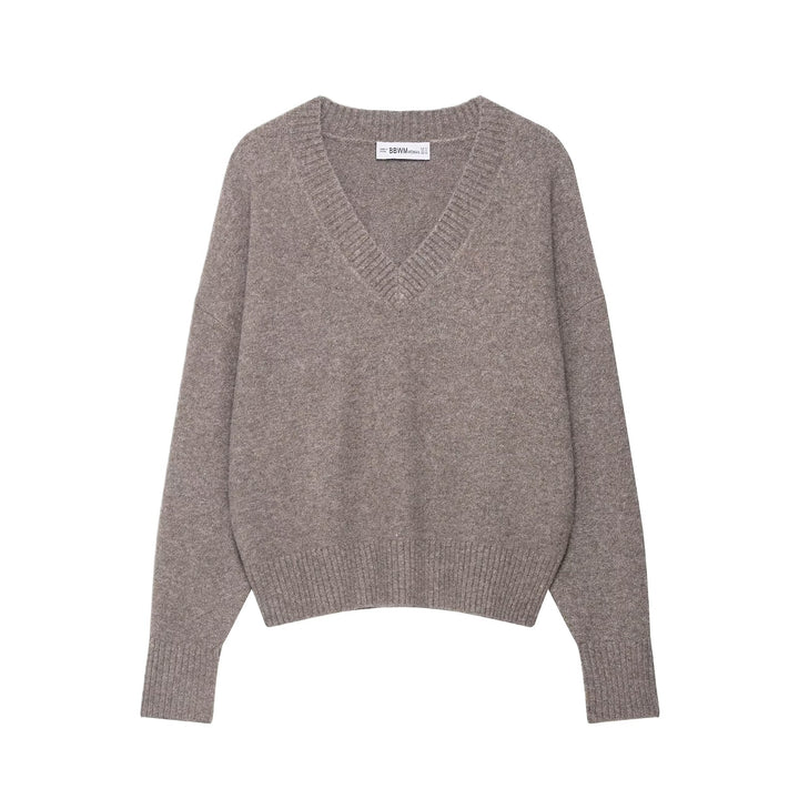 Ladies Cozy V Neck Sweater in high quality merino wool Lune London