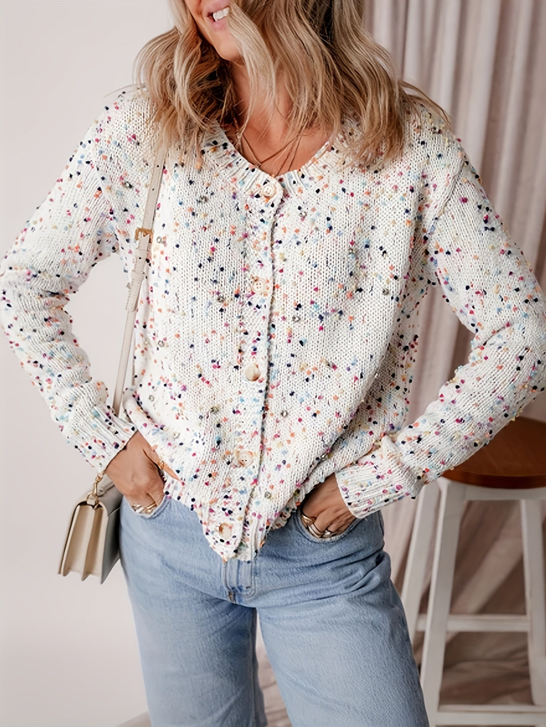 Cardigan pour femmes avec motif coloré Chic & Stil