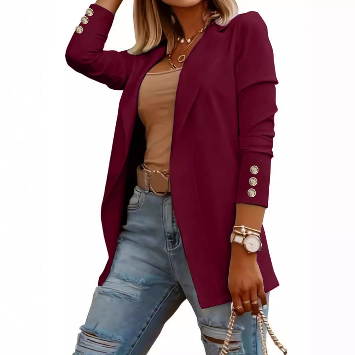 Veste élégante pour femmes avec des boutons glamour et une coupe cintrée Lune London