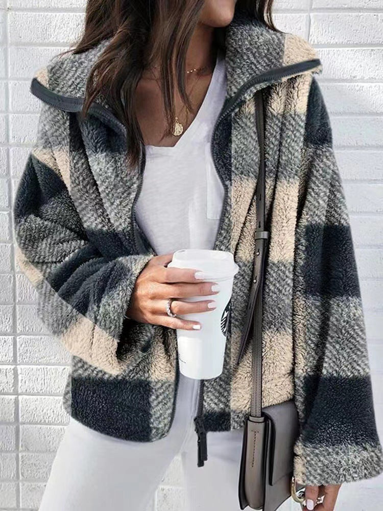 Ladies sweatshirt jacket with checkered pattern and high collar Lune London