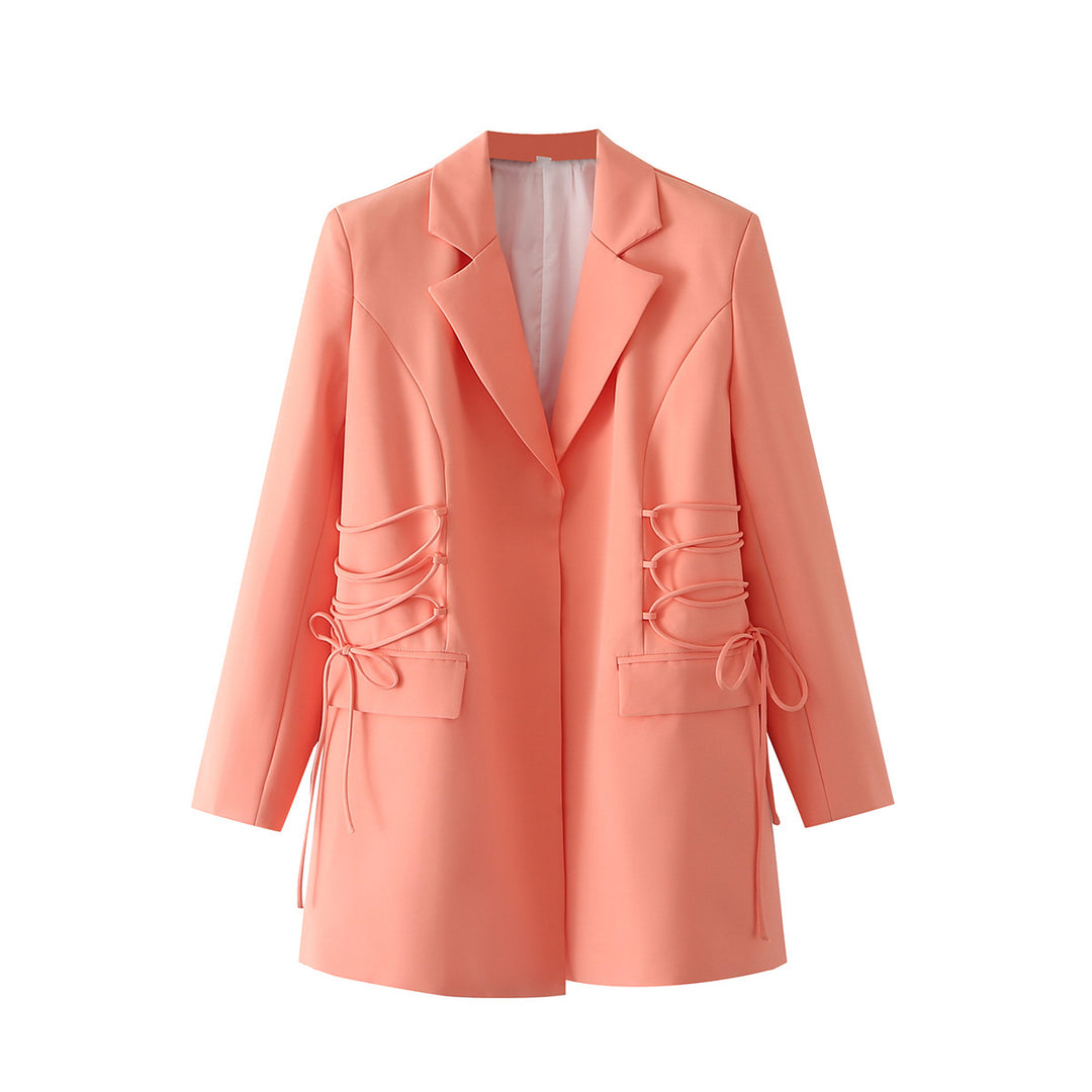 Trendy women's jacket with refined lace details and practical pockets Lune London