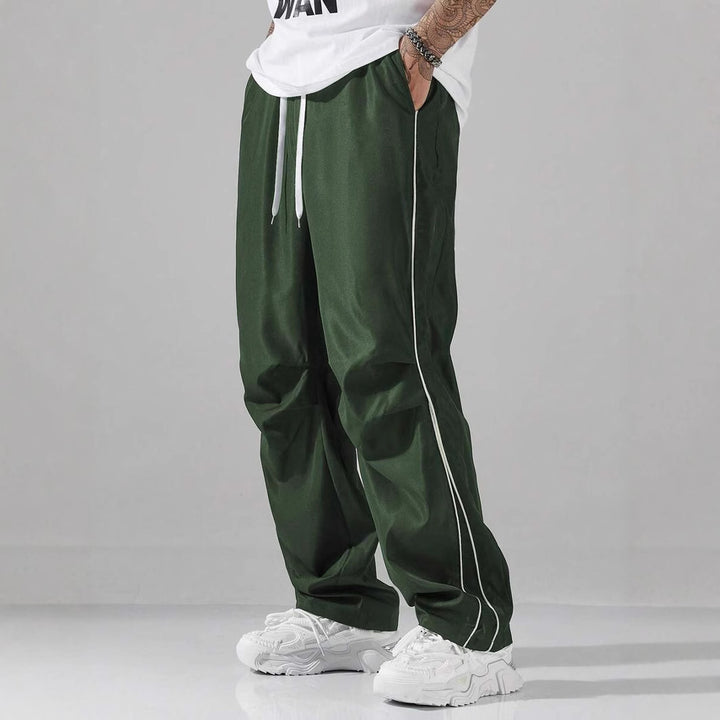 Sport leisure pants for men with elastic waistband and stylish contrast bands Lune London
