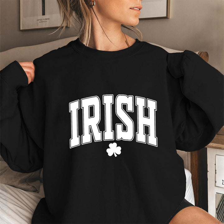 Sweat-shirt femme avec les éléments de design irlandais actuels Chic & Stil
