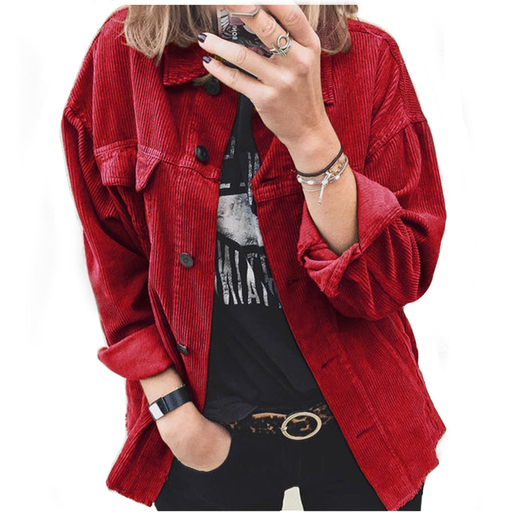 Trendy corduroy jacket for women with practical patch pockets and a relaxed fit Lune London