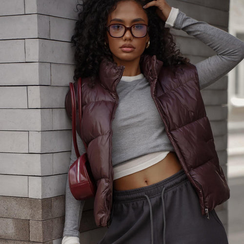Quilted women's vest with high collar and practical zipper Lune London
