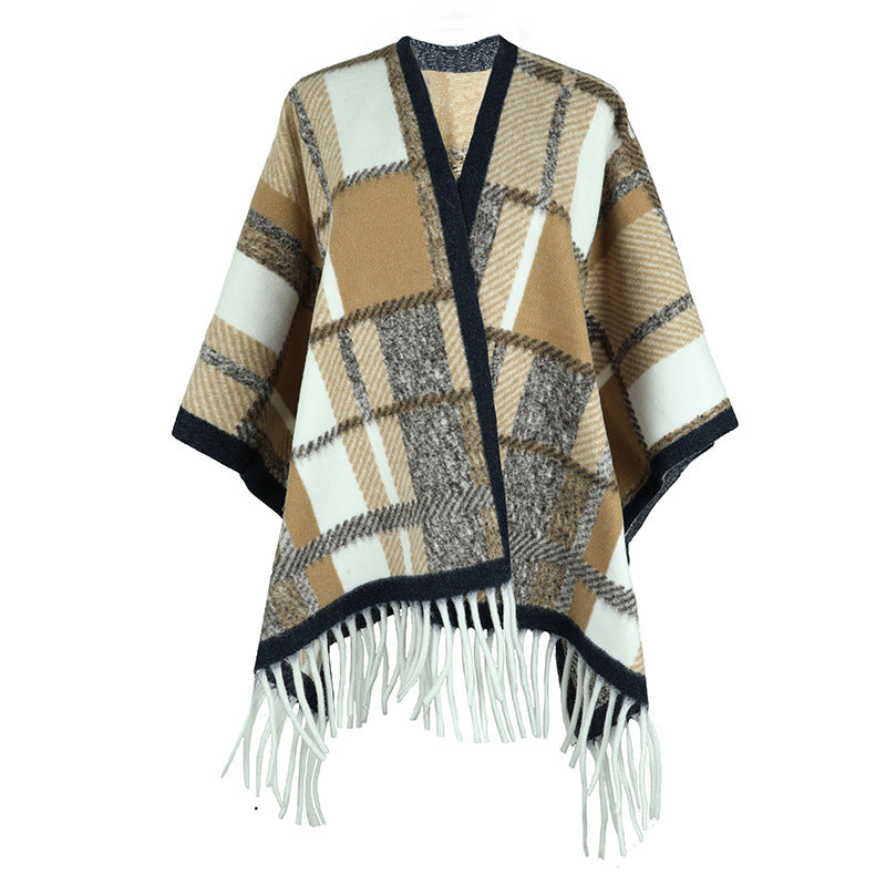 Elegant poncho for women with modern check pattern and fringes Lune London