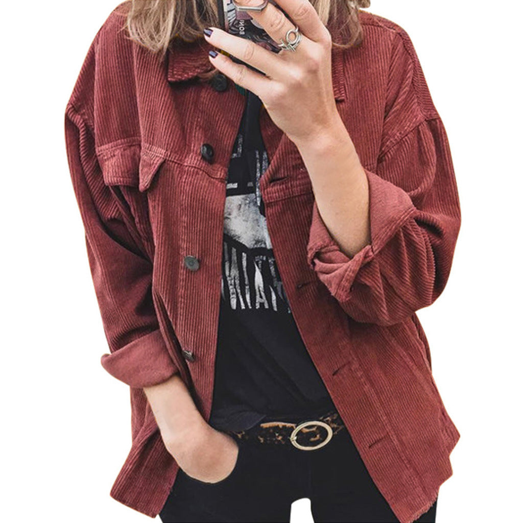 Trendy corduroy jacket for women with practical patch pockets and a relaxed fit Lune London