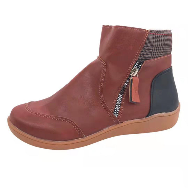 Comfortable women's boots with trendy zipper and ergonomic sole Lune London