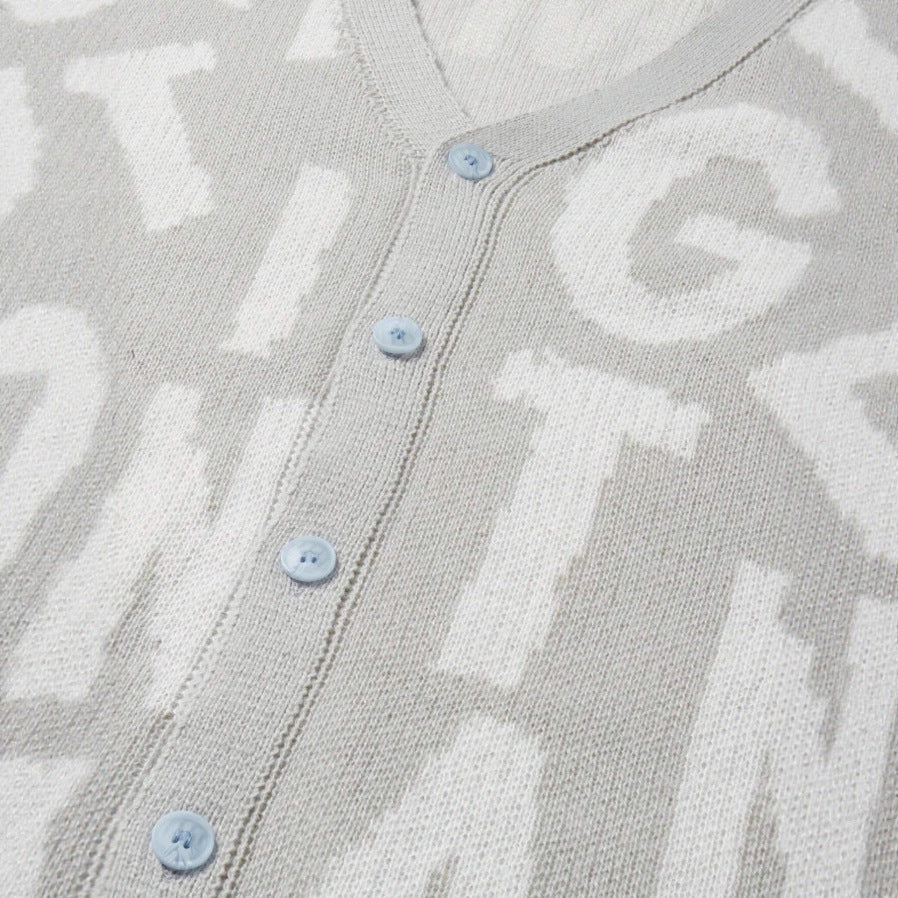 Cardigan pour femmes avec un motif de lettres élégant et en V