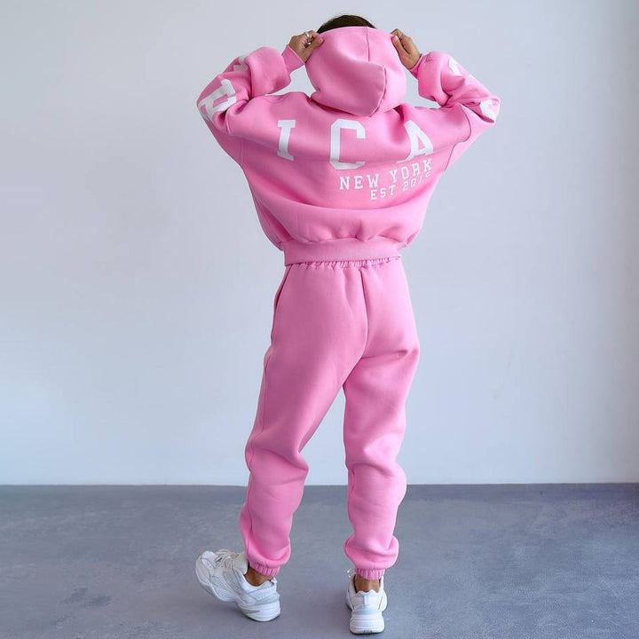Oversized casual hoodie for women with sporty details Lune London