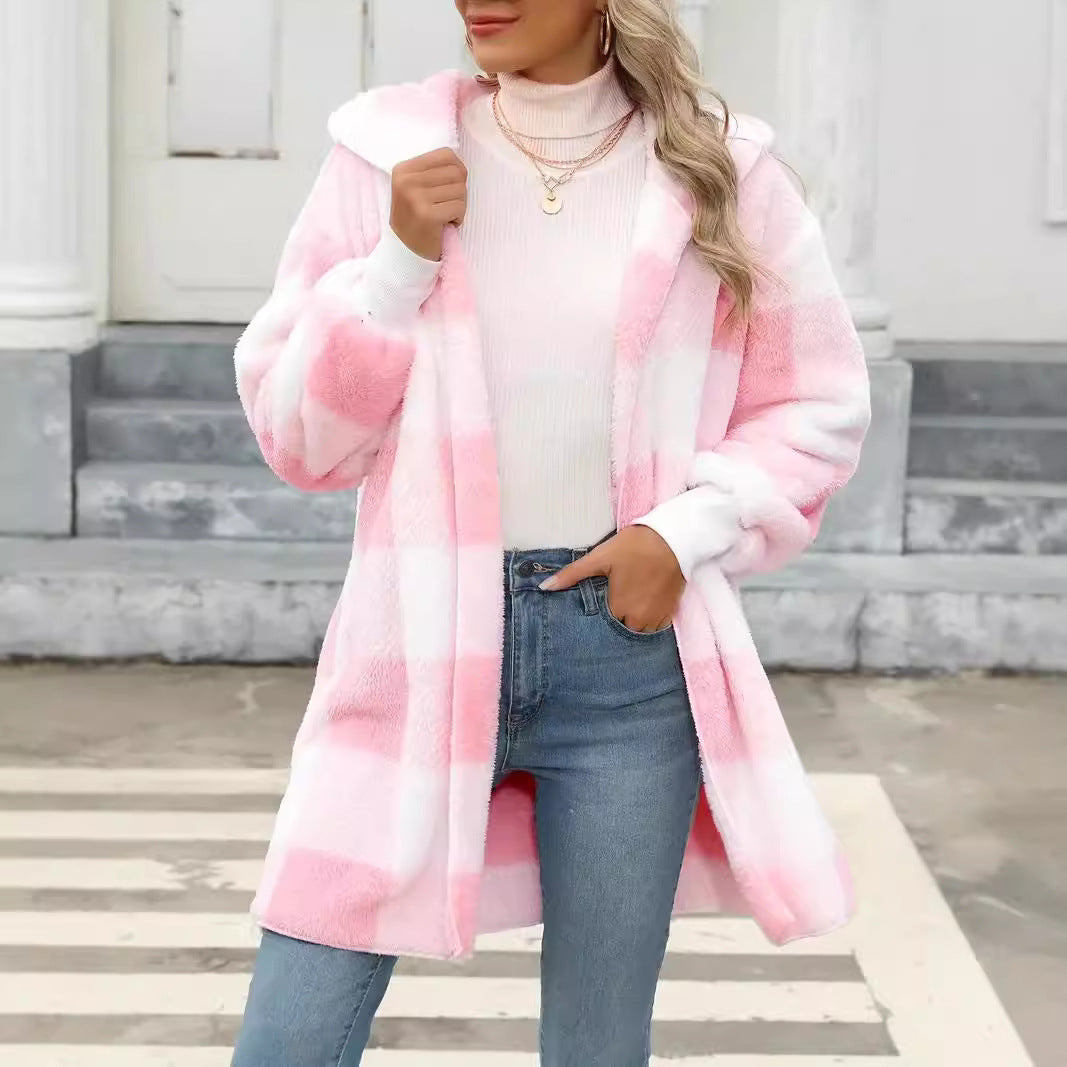 Ladies Cozy Wool Blazer with Plaid Pattern Lune London