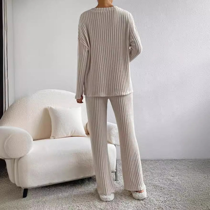 Lune London Women's Casual Knit Lounge Set
