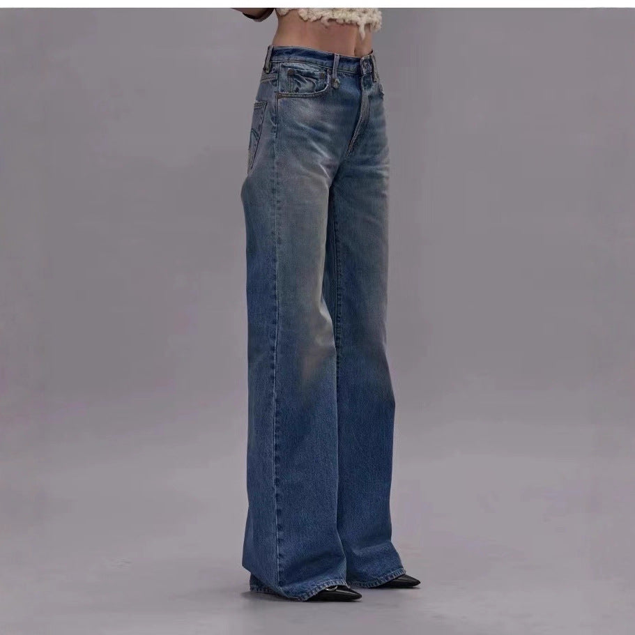 Denim jeans for women, wide fit, vintage style, high waist and stylish wash Lune London