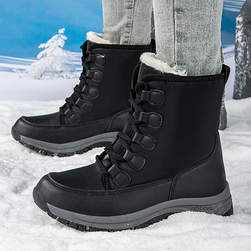 Women's winter boots with non-slip sole and insulating lining Lune London