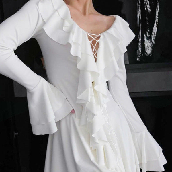 Women Playful dress with ruffled details and sliding top Lune London