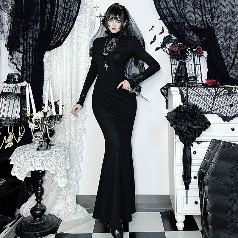 Women Elegant Long Evening Dress in Victorian Style with Lace Accents