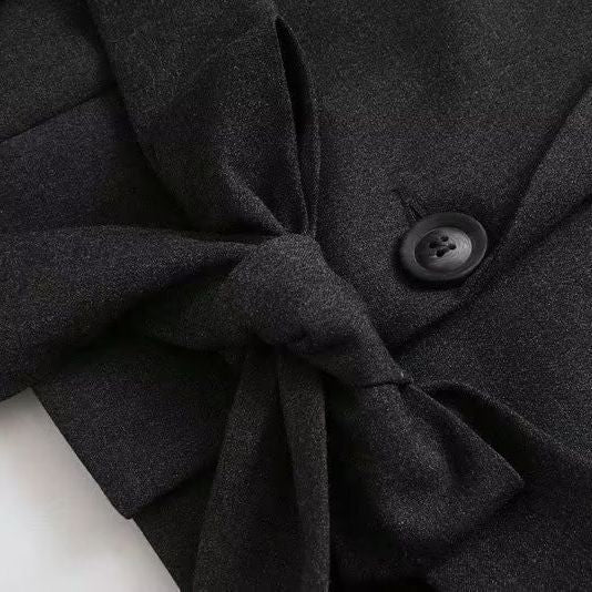 Tailored blazer jacket for women with a modern cut and a tie belt Lune London
