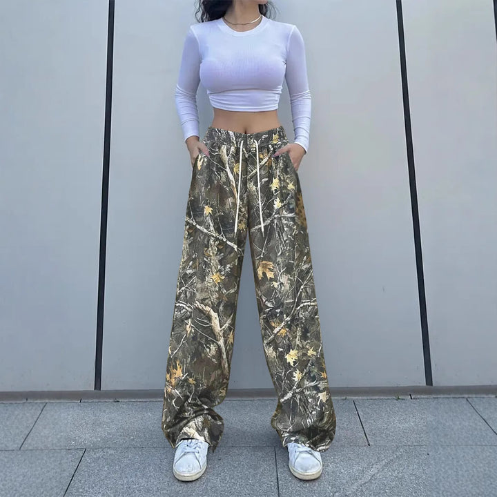 Ladies Camouflage Details Relaxed Fit Jogger Pants Lune London