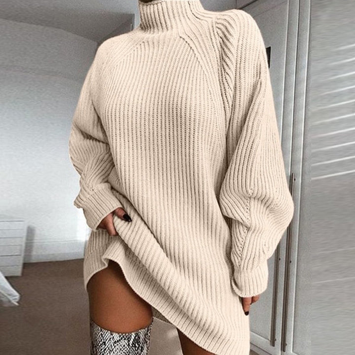 Chunky knit sweater for women with high turtleneck and side slit Lune Londonl