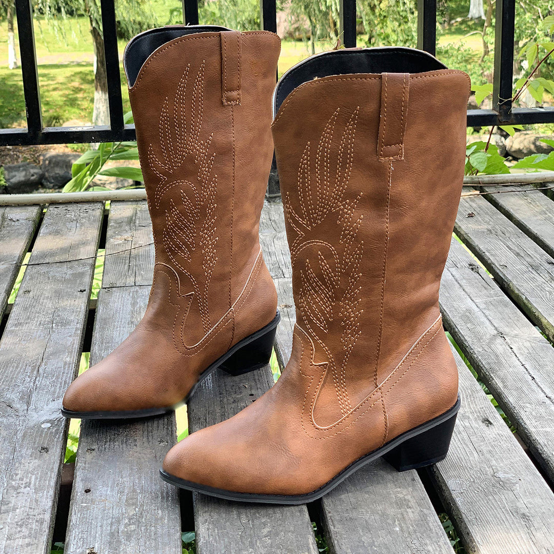 Women's cowboy boots with high heels and artistic embroidery Lune London
