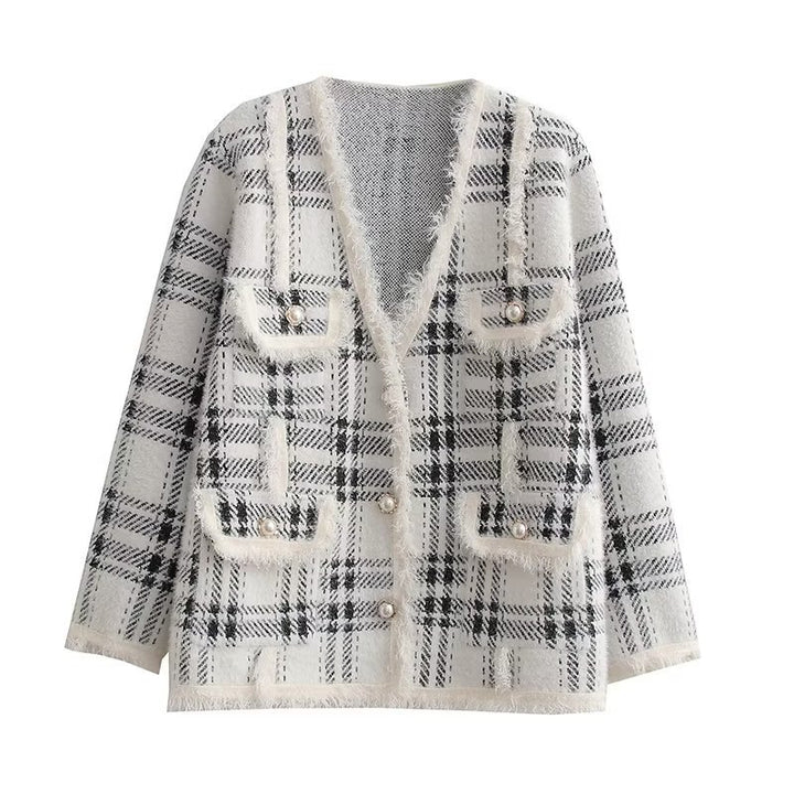 Long women's jacket with plaid patterns and elegant button details Lune London