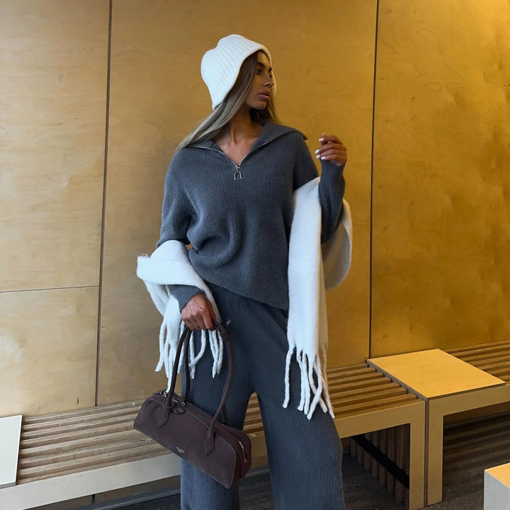 Casual knit loungewear set for women with half-zip closure and relaxed fit Lune London