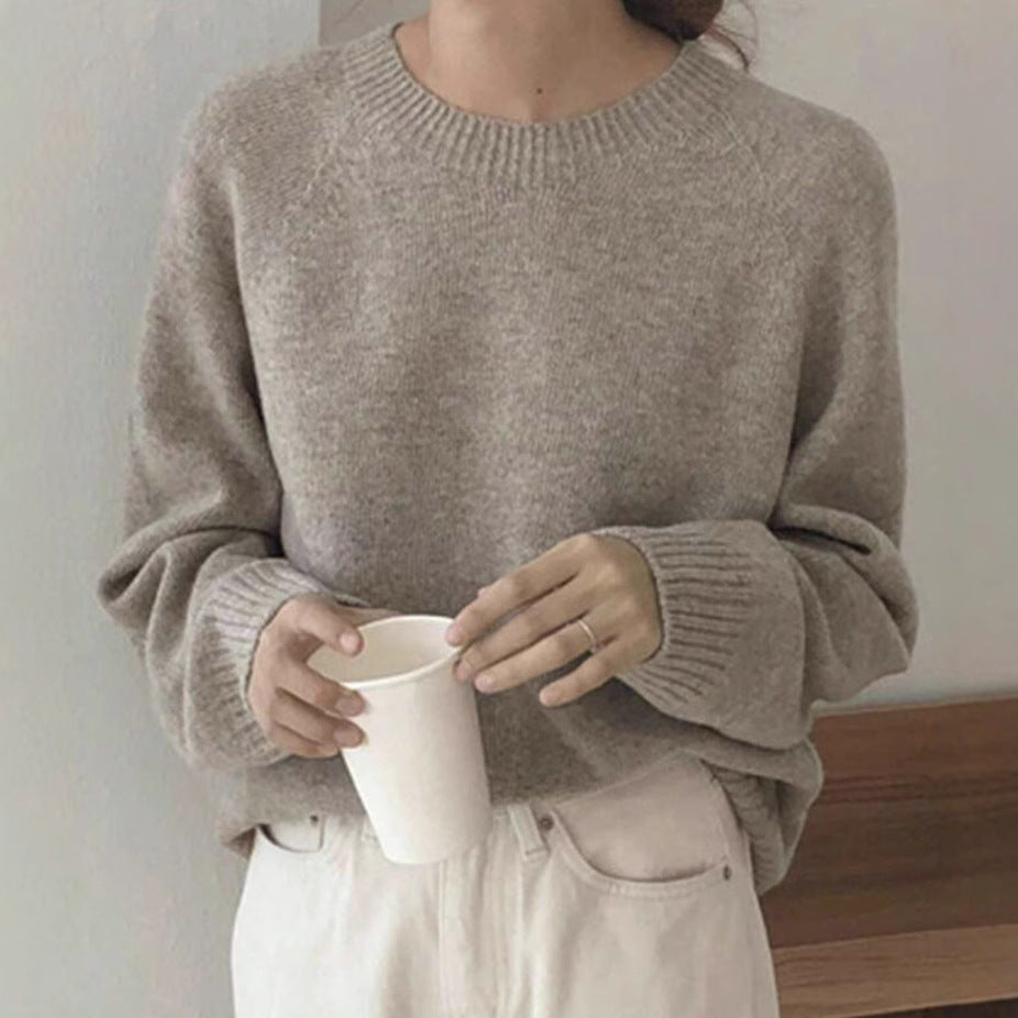 Ladies Comfortable Round Neck Sweater in High-Quality Fabric Lune London