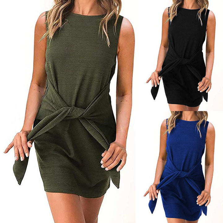 Mini dress for women with adjustable tie belt and textured fabric Chic und Stil